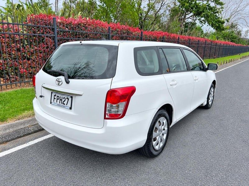 2010 Toyota Corolla GX 1.5, photo 3