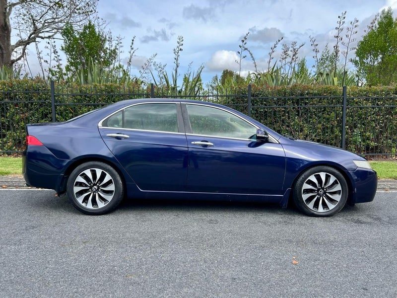 2004 Honda Accord, photo 2