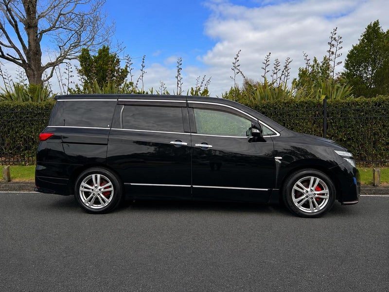 2011 Nissan Elgrand 8 SEATER, FAMILY SIZE, TIDY, photo 2