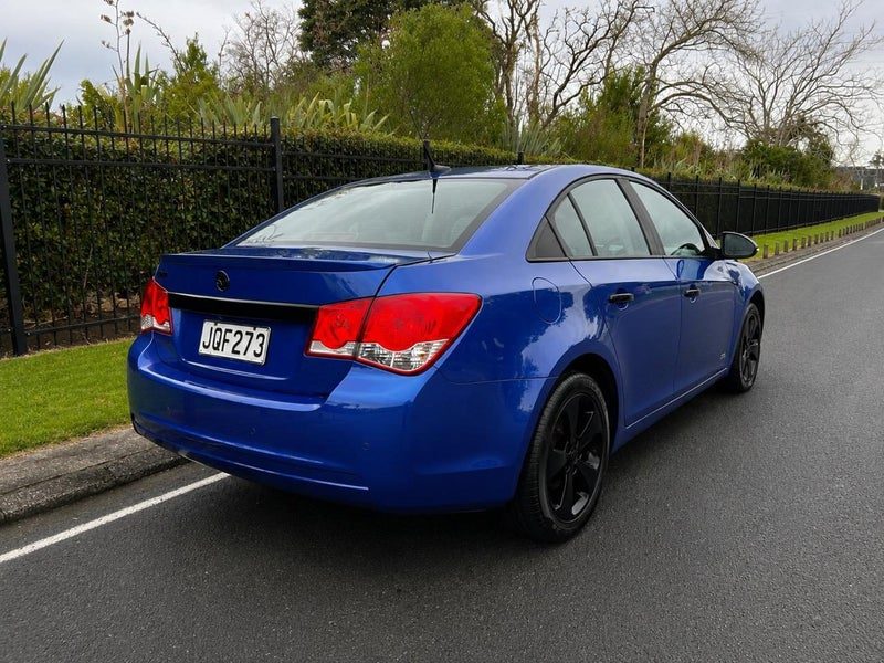 2016 Holden Cruze Z series, photo 2