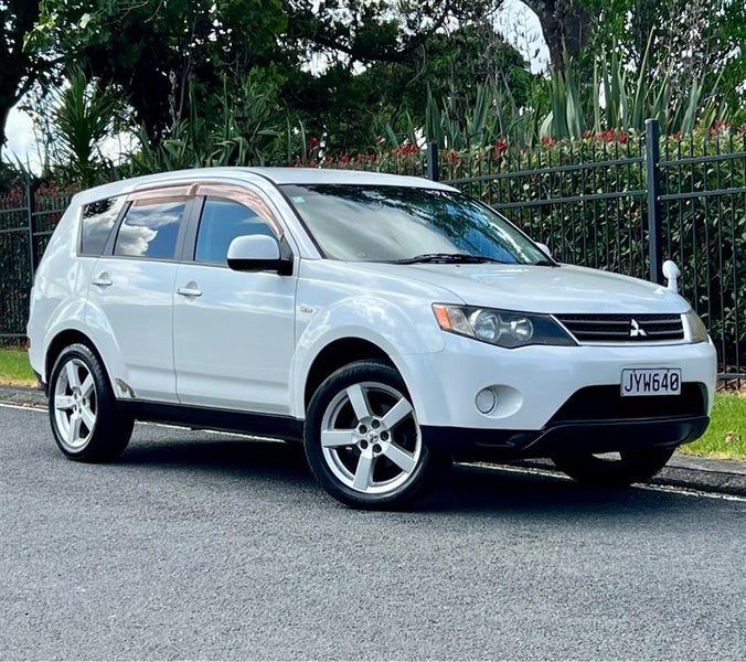 2006 Mitsubishi Outlander 7 Seater
