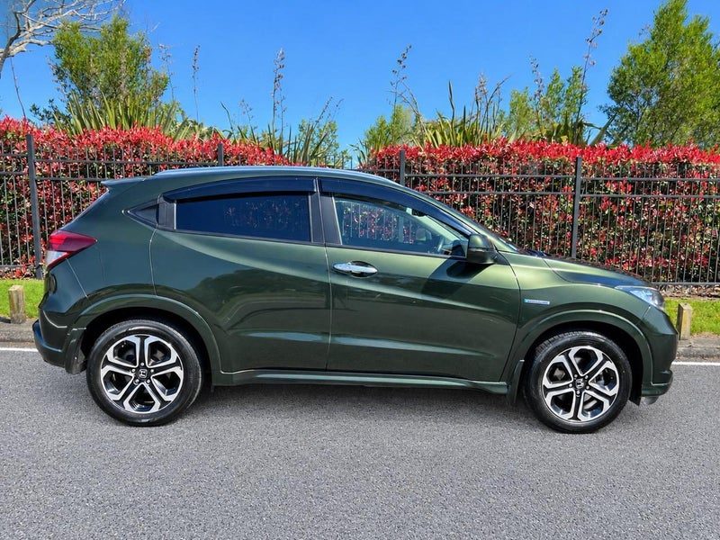 2014 Honda Vezel Hybrid, photo 2