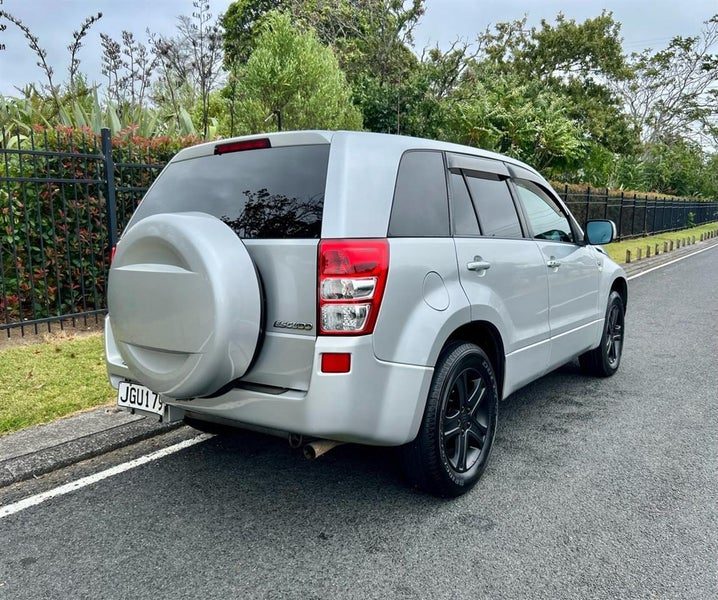 2008 Suzuki Escudo 4WD, ALLOYS, TIDY, photo 3