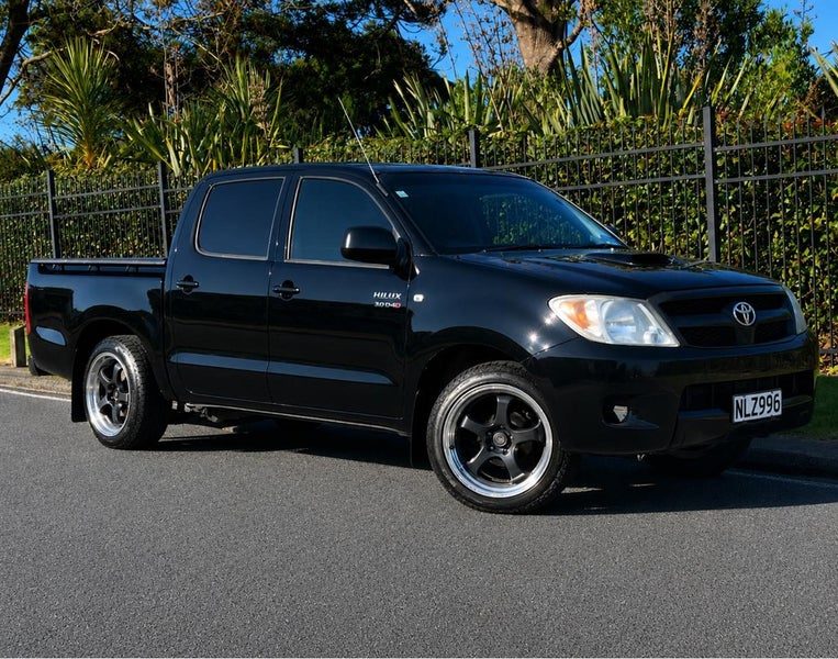 2005 Toyota Hilux