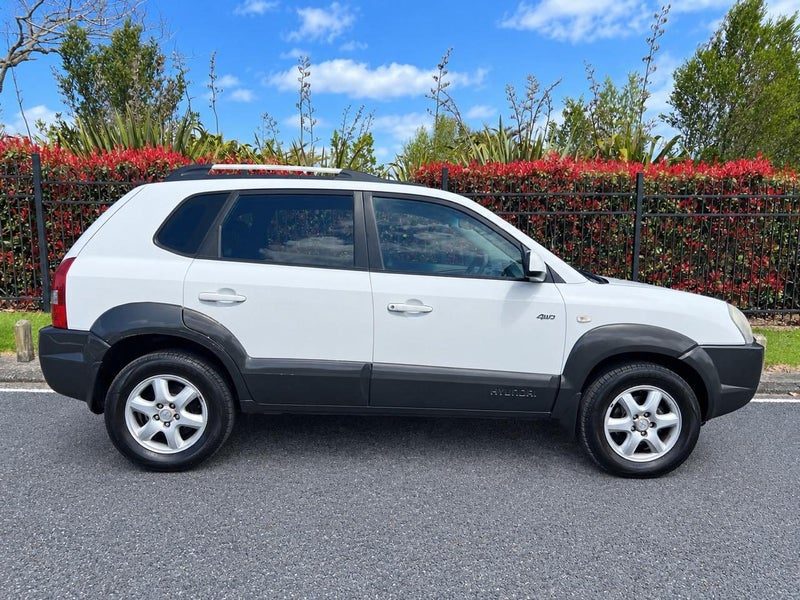 2004 Hyundai Tucson, photo 2