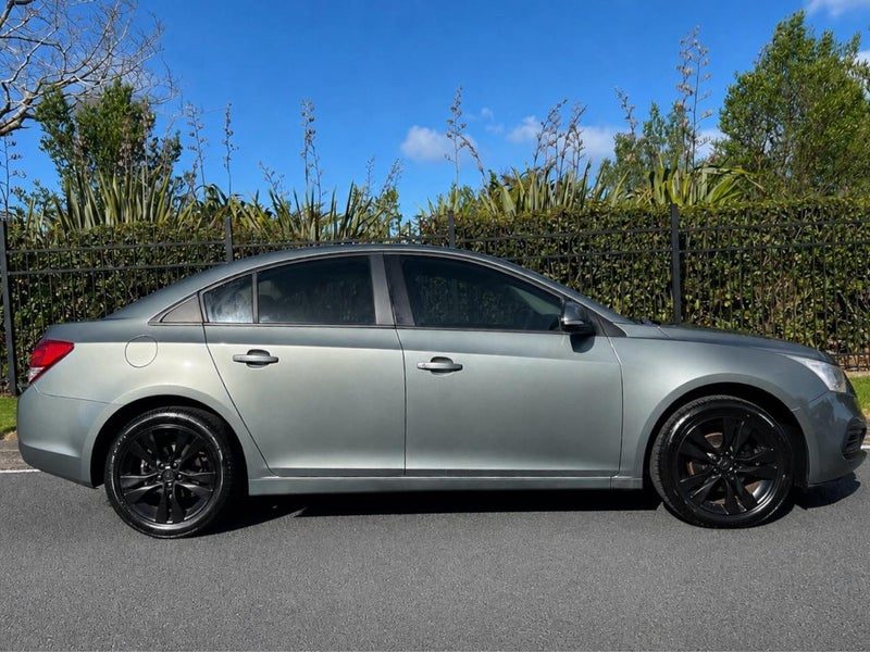 2015 Holden Cruze Equipe, photo 2