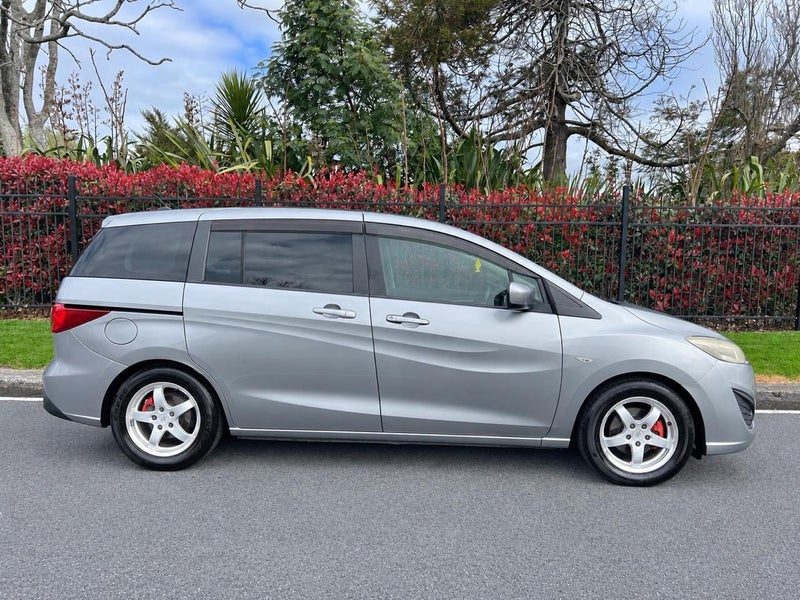 2010 Mazda Premacy 7 Seater, photo 2