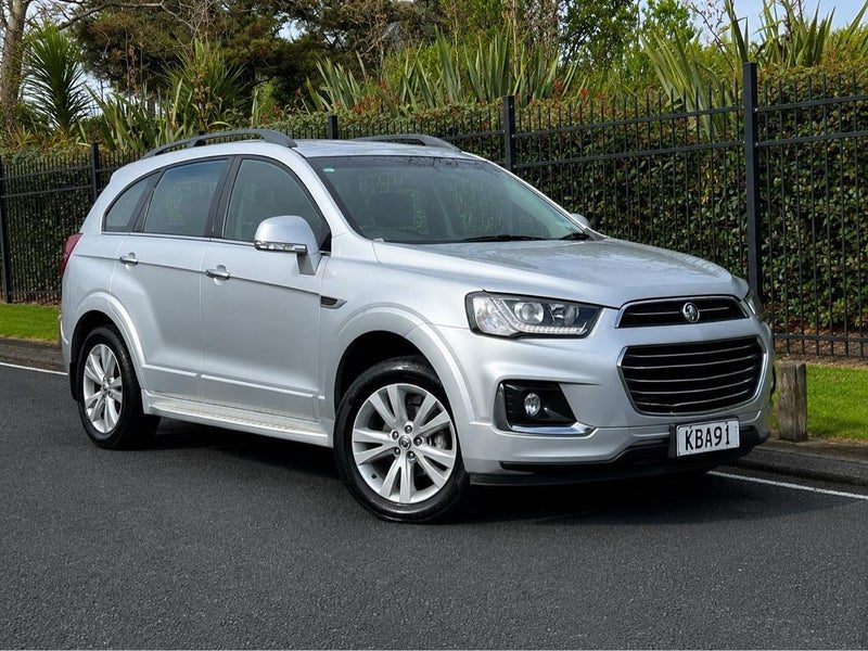 2016 Holden Captiva, main photo