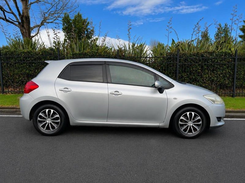 2007 Toyota Auris, photo 2