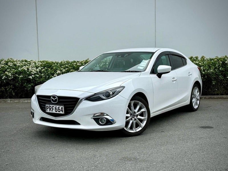2015 Mazda Axela Hybrid, main photo