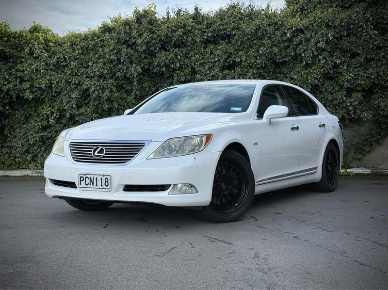 2006 Lexus LS 460, photo 2