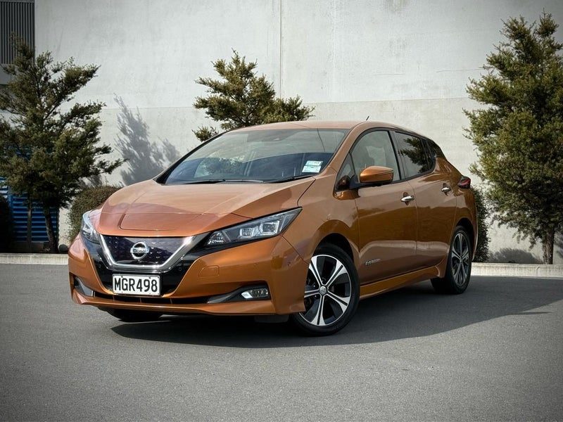 2017 Nissan Leaf, photo 2