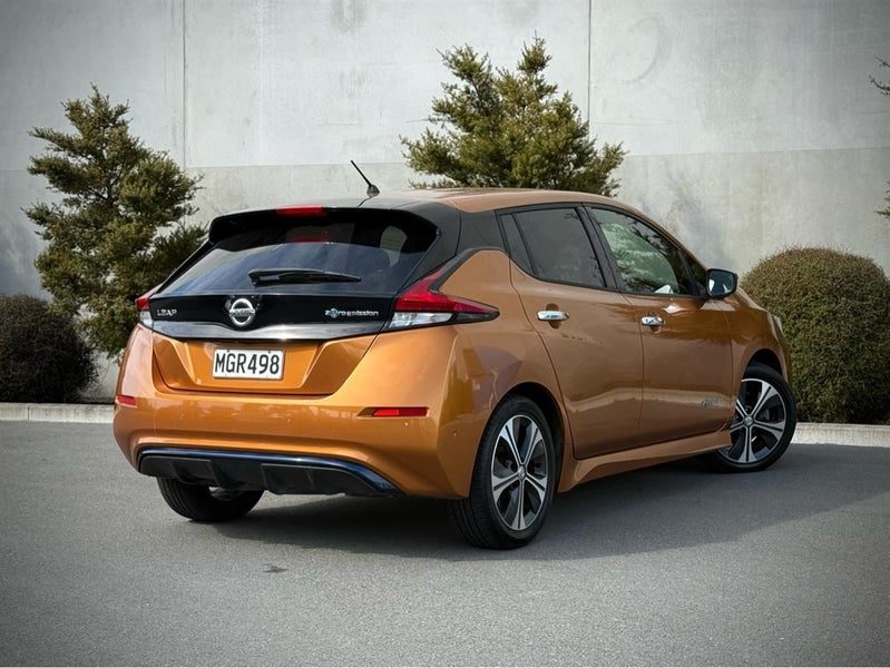 2017 Nissan Leaf, photo 3