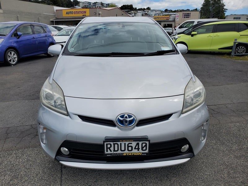 2013 Toyota Prius G NZ audio *ONLY 47,503km*, photo 2