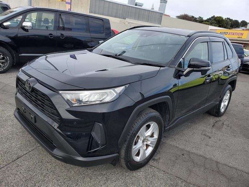 2021 Toyota RAV4 X 2.0petrol *ONLY 27,036km*, photo 3
