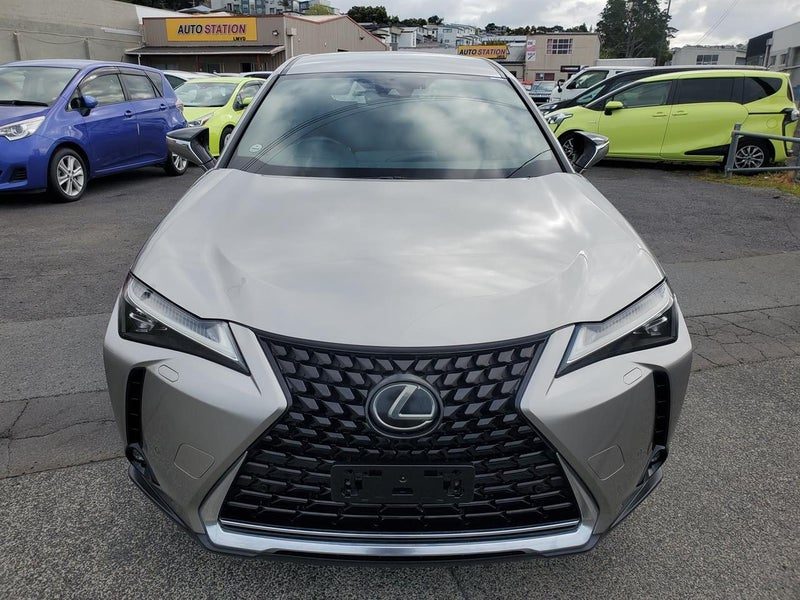 2019 Lexus UX 200 Version L *ONLY 49,750km*, photo 2