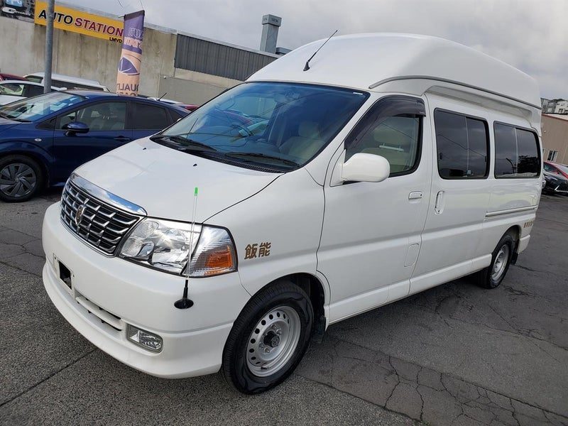 2001 Toyota Hiace, photo 3