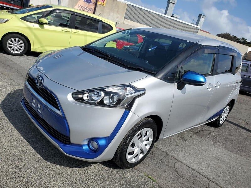 2016 Toyota Sienta G, photo 3