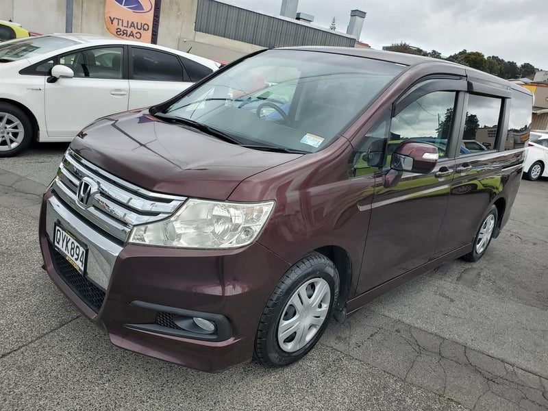 2011 Honda Step Wagon Spada, photo 3