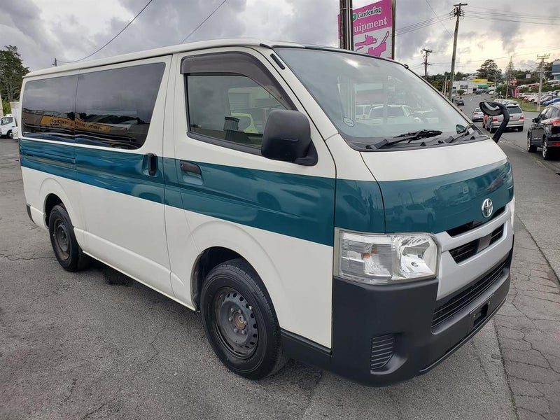 2021 Toyota Hiace, main photo