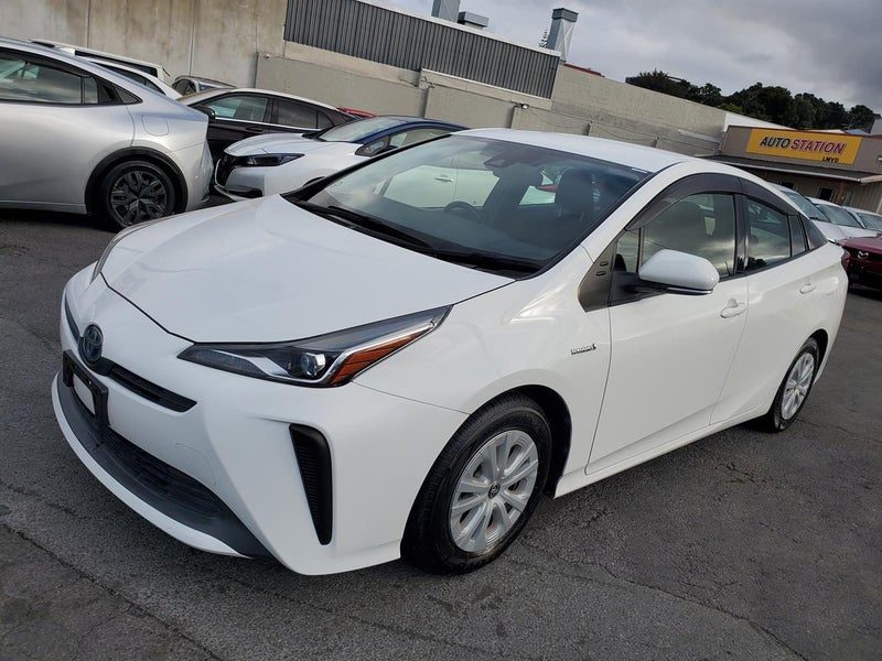 2019 Toyota Prius S *ONLY 61,476km*, photo 3
