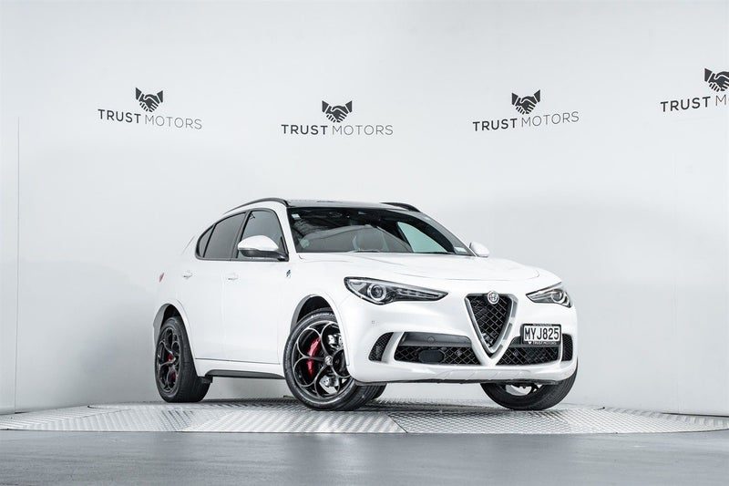 2020 Alfa Romeo Stelvio Quadrifoglio