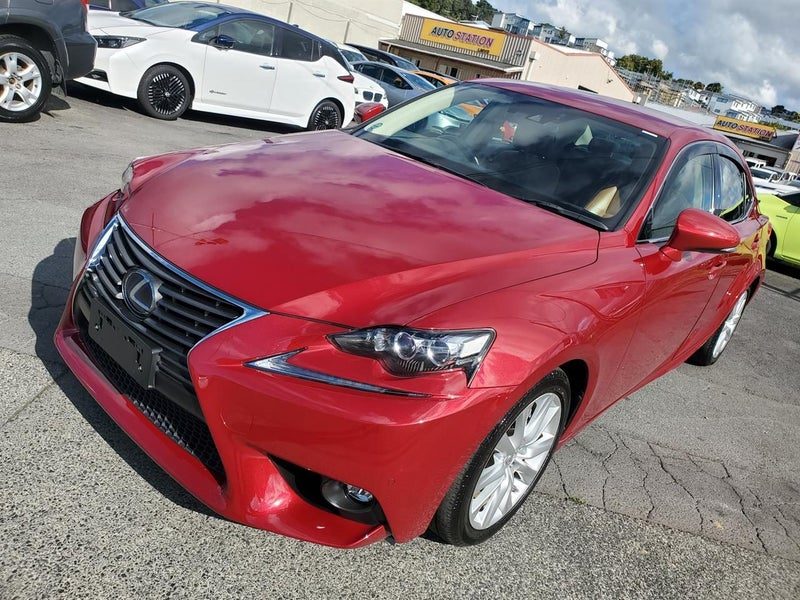 2016 Lexus IS300H Version L *ONLY 61,308km*, photo 3