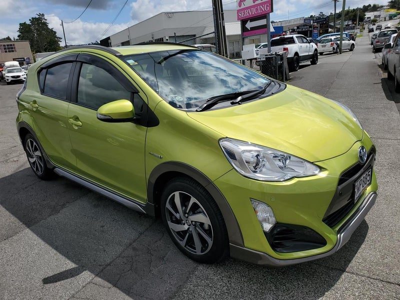 2016 Toyota Aqua X Urban