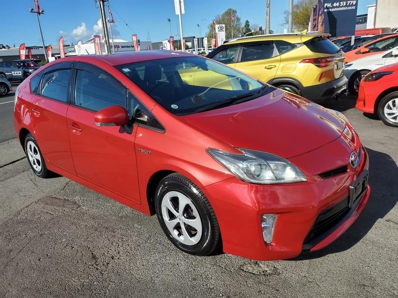 2013 Toyota Prius S *ONLY 63,643km*, main photo