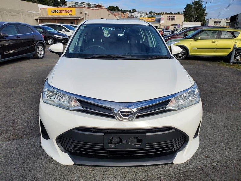 2021 Toyota Corolla Fielder, photo 2