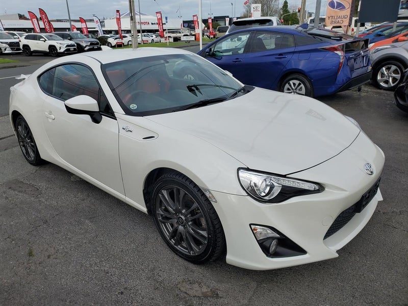 2012 Toyota 86 GT Limited *ONLY 22,570km*