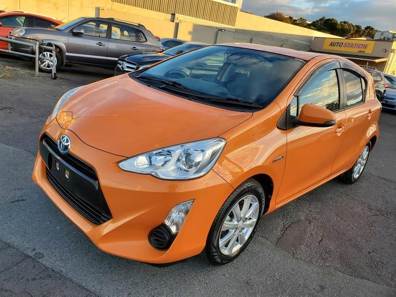 2017 Toyota Aqua G, photo 3
