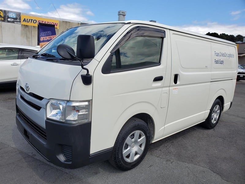 2019 Toyota Hiace, photo 3