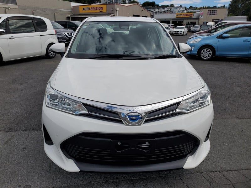 2020 Toyota Corolla Axio, photo 2