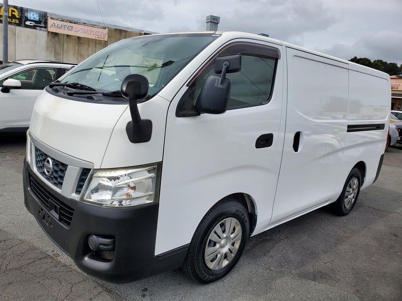 2017 Nissan NV350 Caravan 2.5 diesel *116,344km*, photo 3