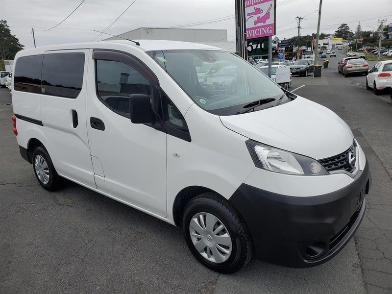 2020 Nissan NV200 *ONLY 83,653km*