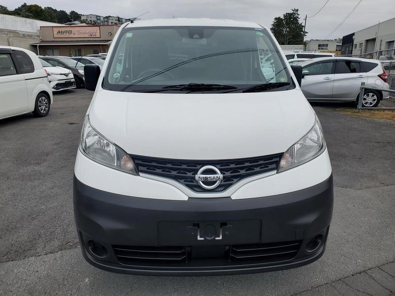 2020 Nissan NV200 *ONLY 83,653km*, photo 2