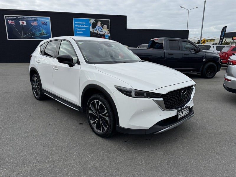 2023 Mazda CX-5 Activ 2.5P/4WD/6AT - NZ new