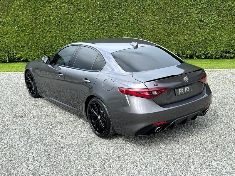 2018 Alfa Romeo Giulia VELOCE, photo 2