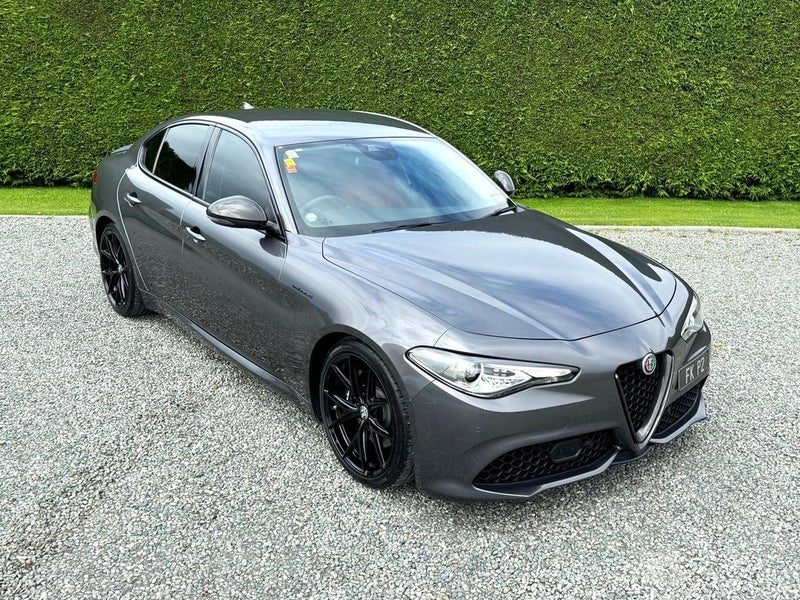 2018 Alfa Romeo Giulia VELOCE, photo 3