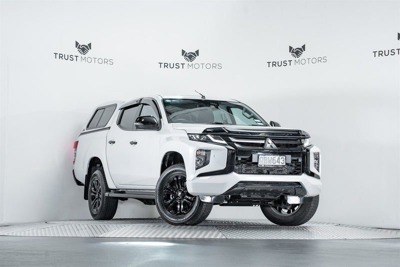 2023 Mitsubishi Triton GSR 2.4D 4WD