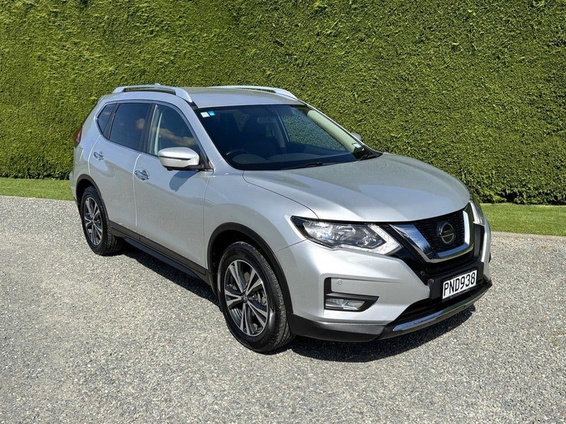 2022 Nissan X-Trail ST-L 2.5L 7 Seater NZ new, photo 2