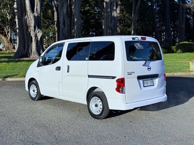 2021 Nissan NV200 VX 5 seater 1.6p auto, photo 3