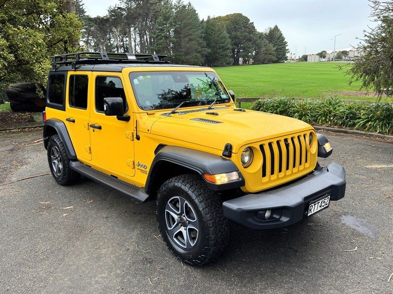 2020 Jeep Wrangler Sport Unlimited 3.6L 4WD, photo 2