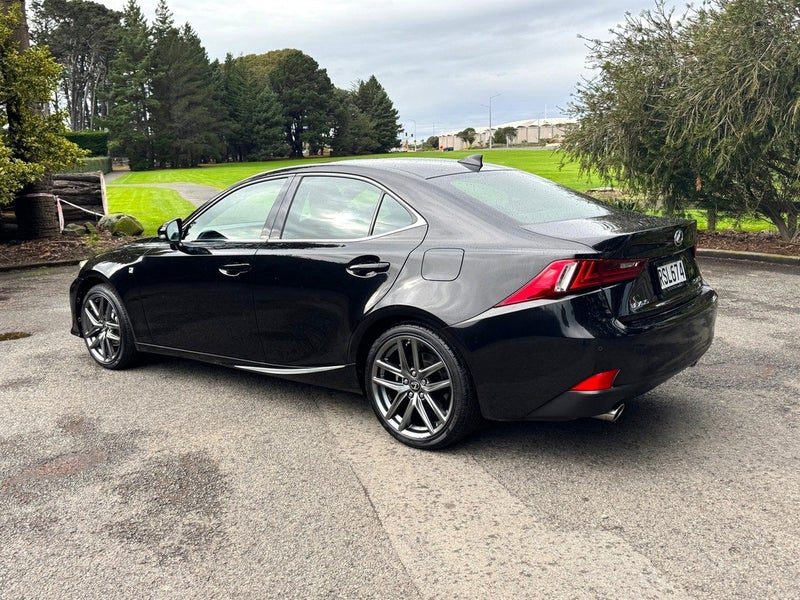 2013 Lexus IS 250 F Sport, photo 2