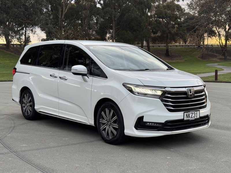 2021 Honda Odyssey Touring 2.4P/Cvt, main photo