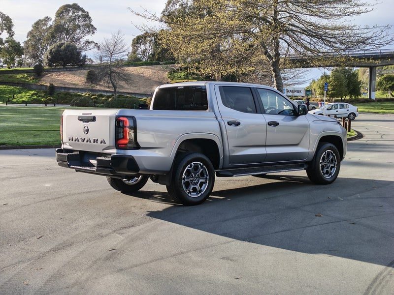 2026 Nissan Navara ST-X 4WD D/Cab 2.4 Dsl, photo 3