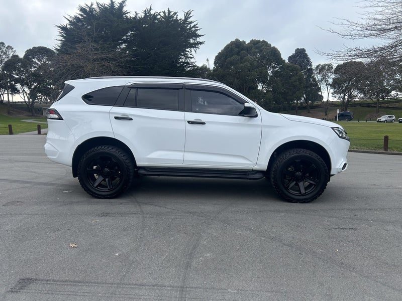 2021 Isuzu MU-X 4WD AUTO 3.0D/4WD, photo 2