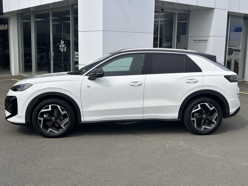 2026 Volkswagen T-Roc R-Line 1.5Pmht/7At, photo 2