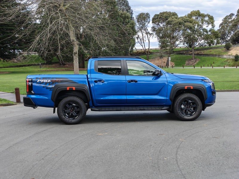 2026 Nissan Navara Pro-4x 2.4D/4Wd/6At, photo 2